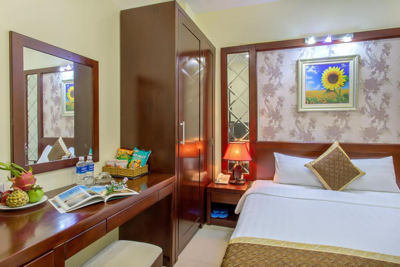 Gia Linh Hotel Da Nang Bagian luar foto